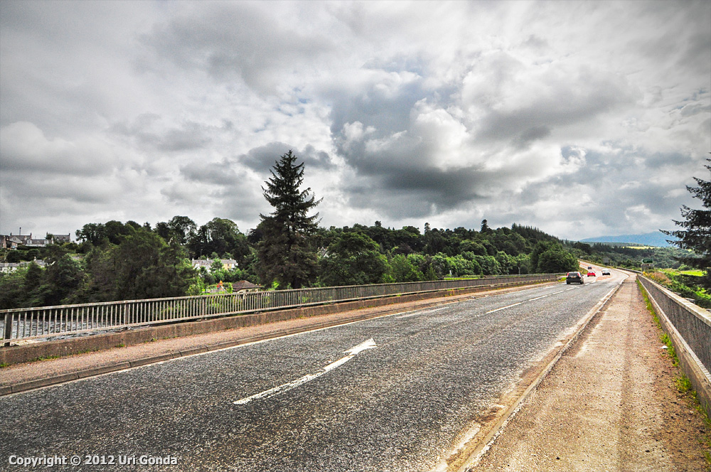 כביש A941 דרומית לעיירה רוֹתֵ'ס (Rothes).